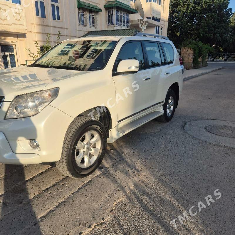Toyota Land Cruiser Prado 2013 - 480 000 TMT - Türkmenabat - img 9