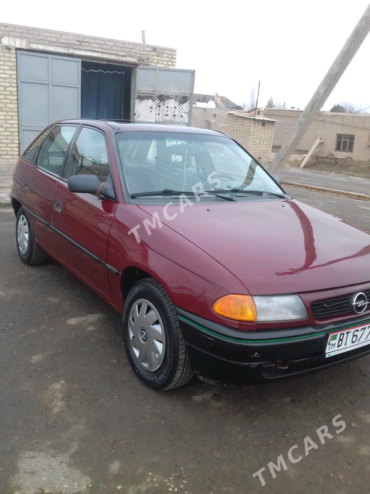 Opel Astra 1995 - 60 000 TMT - Гороглы (Тагта) - img 4