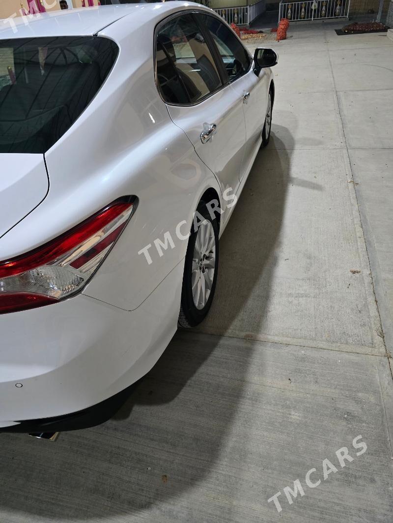 Toyota Camry 2018 - 330 000 TMT - Гёкдепе - img 5
