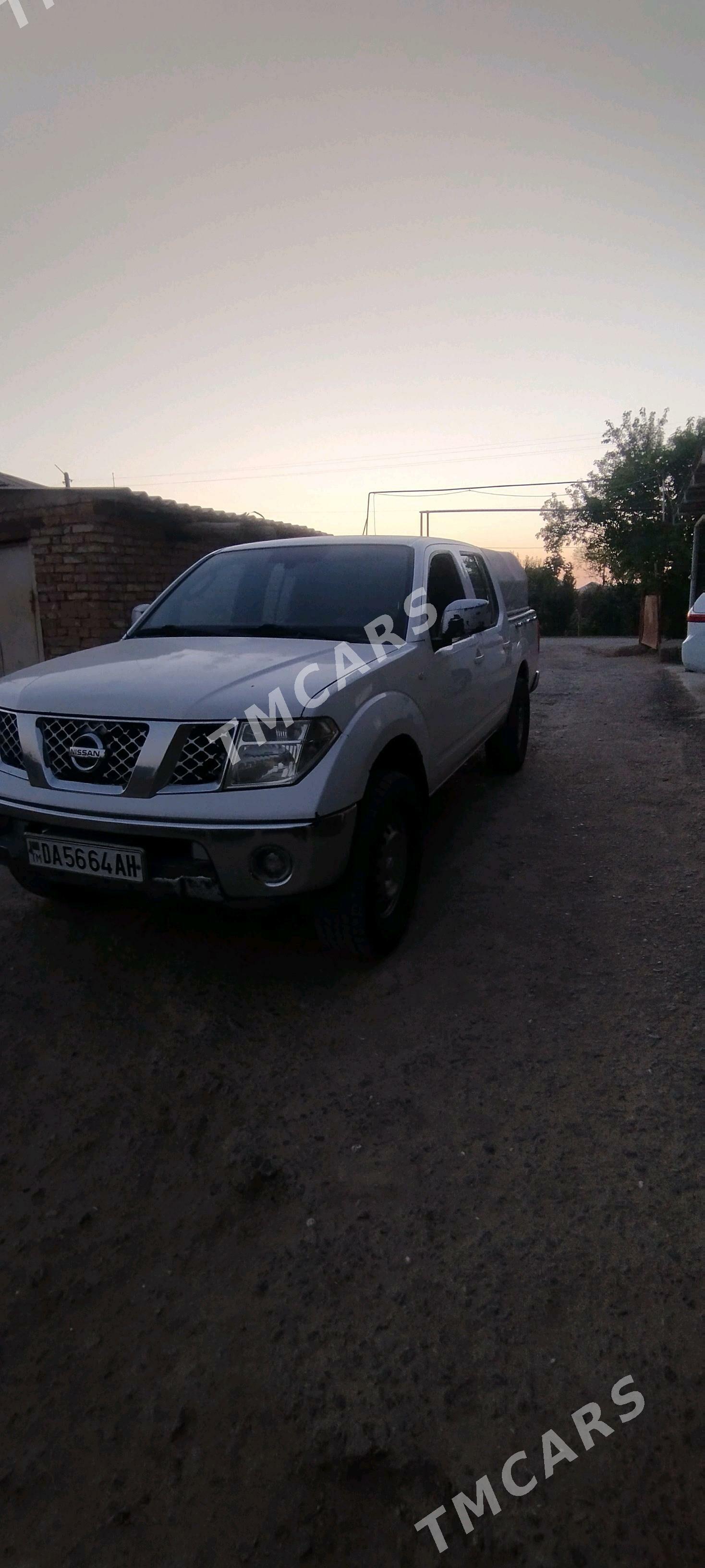 Nissan Navara 2011 - 160 000 TMT - Babadaýhan - img 1