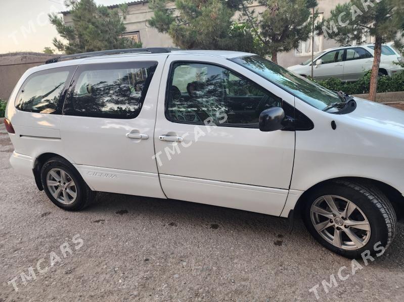 Toyota Sienna 2000 - 140 000 TMT - Фарап - img 8