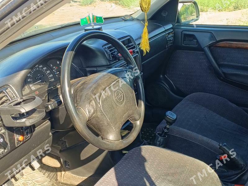 Opel Vectra 1995 - 45 000 TMT - Şabat etr. - img 8