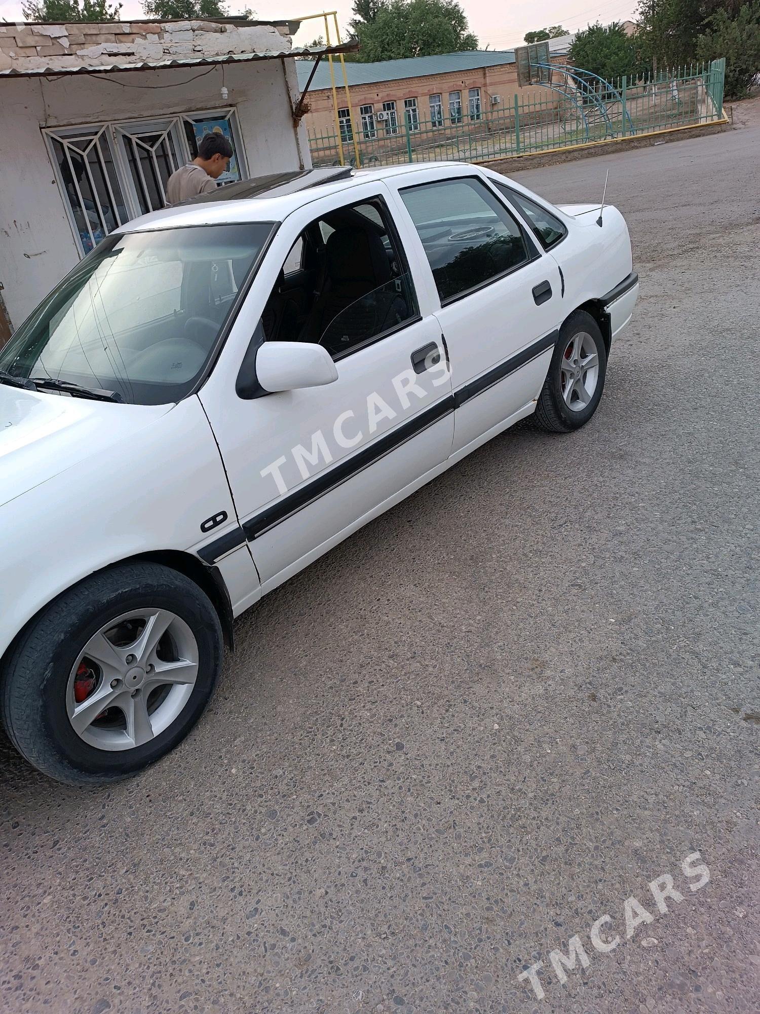 Opel Vectra 1992 - 28 000 TMT - Мары - img 8