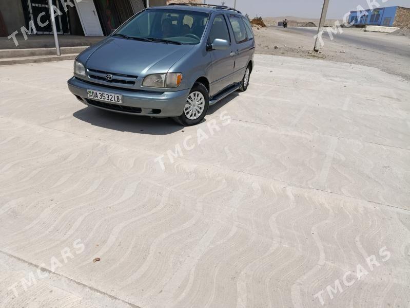 Toyota Sienna 2000 - 180 000 TMT - Достлук - img 3