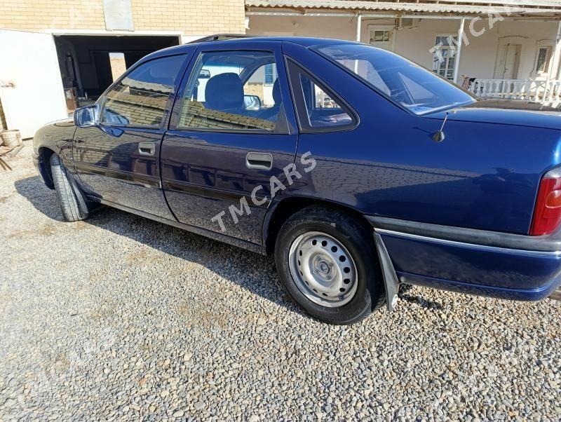 Opel Vectra 1991 - 45 000 TMT - Sakarçäge - img 3