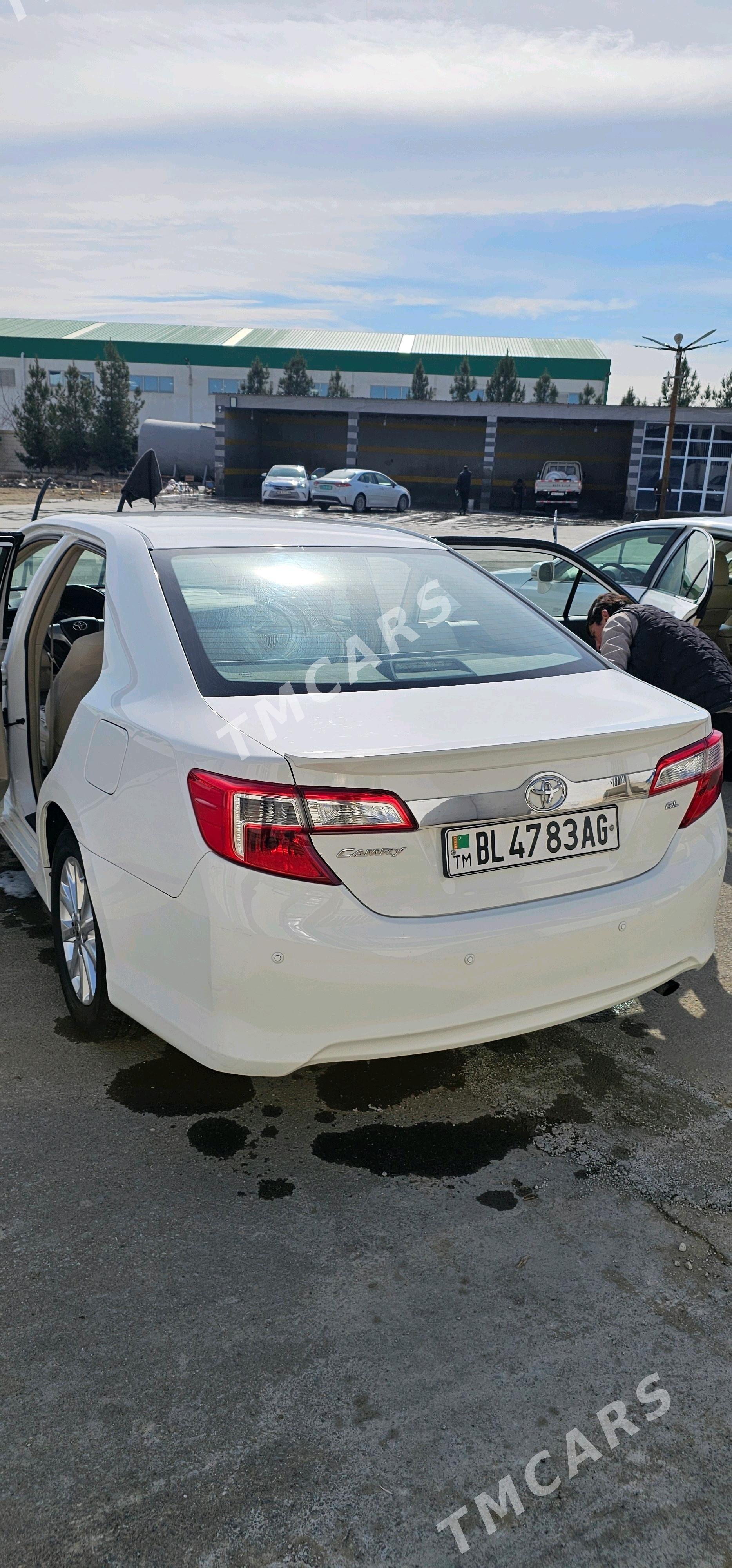 Toyota Camry 2013 - 275 000 TMT - Aşgabat - img 4