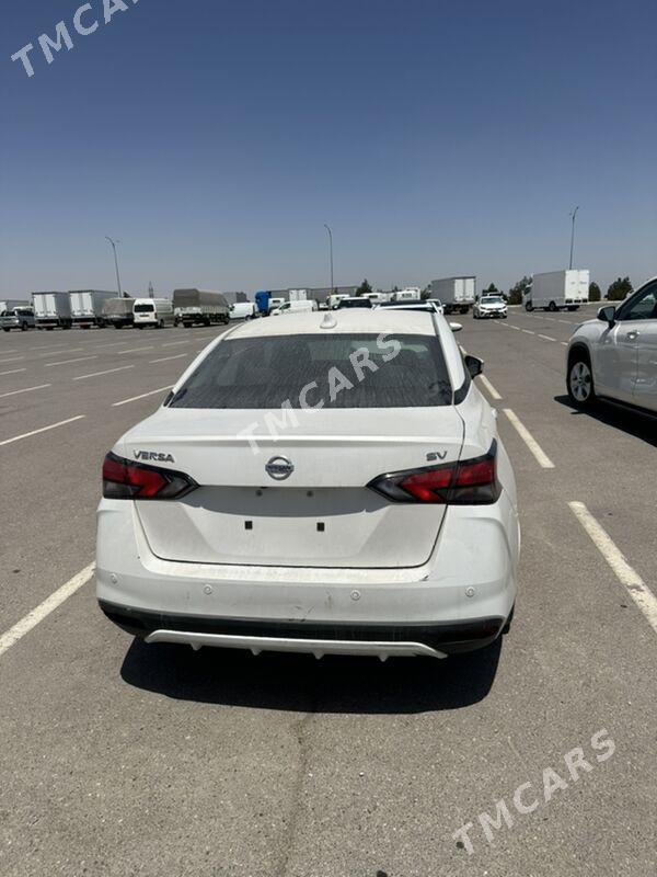Nissan Versa 2021 - 180 000 TMT - Ашхабад - img 2