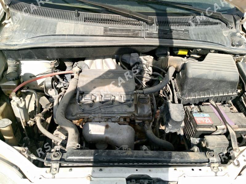 Toyota Sienna 1999 - 160 000 TMT - Махтумкули - img 8