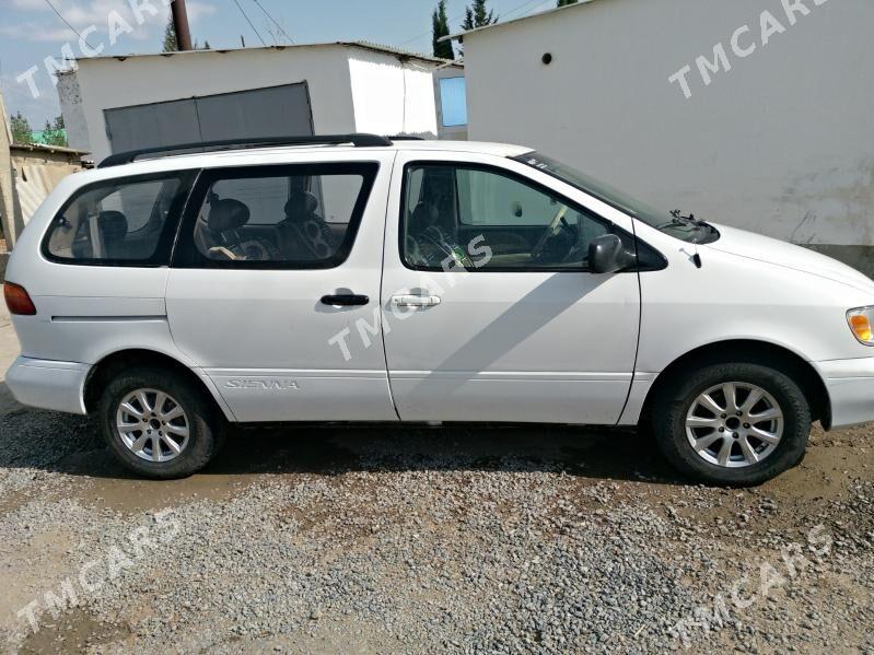 Toyota Sienna 1999 - 160 000 TMT - Махтумкули - img 5