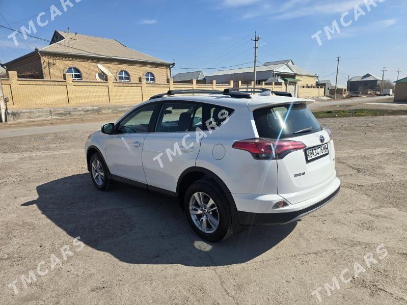 Toyota RAV4 2018 - 265 000 TMT - Мары - img 3