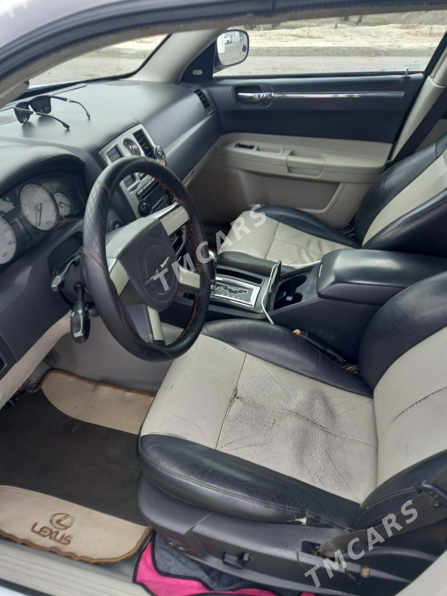 Chrysler 300 2005 - 80 000 TMT - Aşgabat - img 3