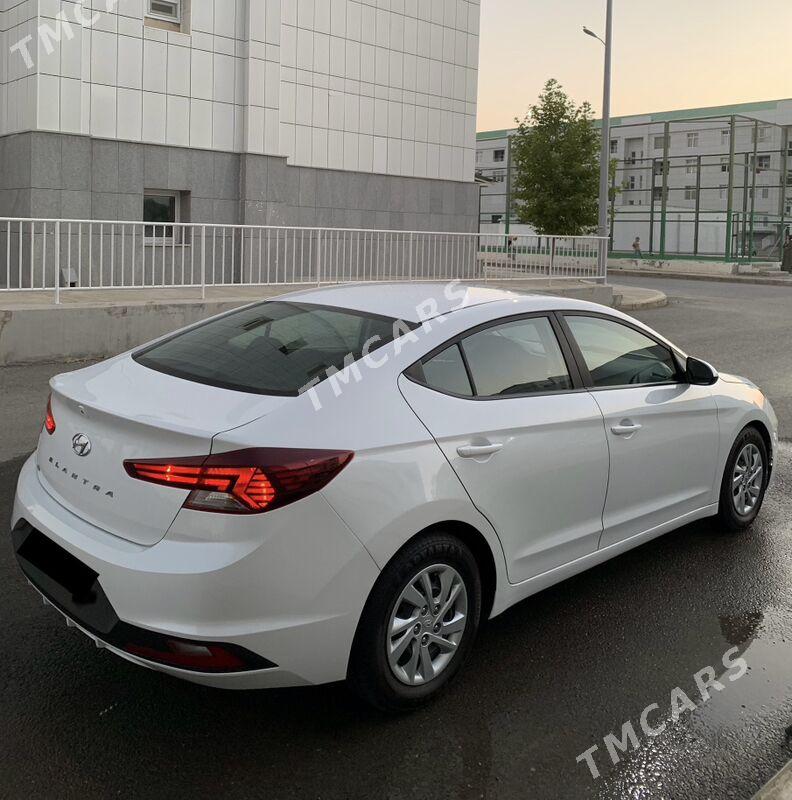 Hyundai Elantra 2019 - 185 000 TMT - Гуртли - img 7