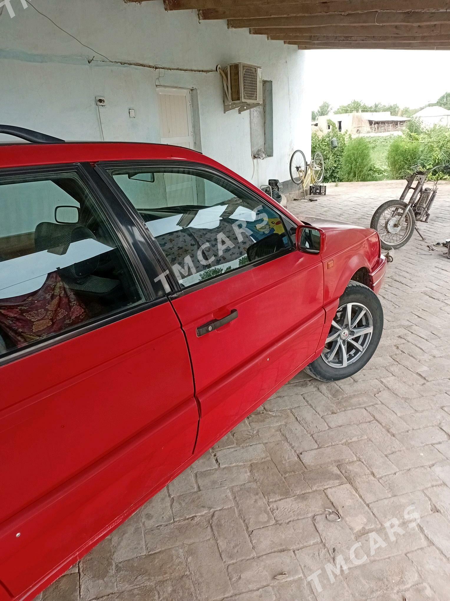 Volkswagen Passat 1996 - 32 000 TMT - Ходжамбаз - img 5