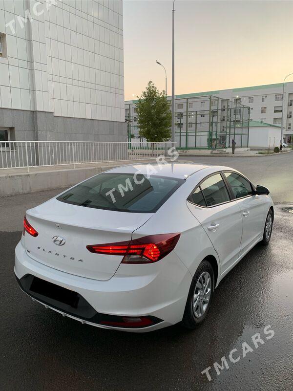 Hyundai Elantra 2019 - 185 000 TMT - Гуртли - img 2