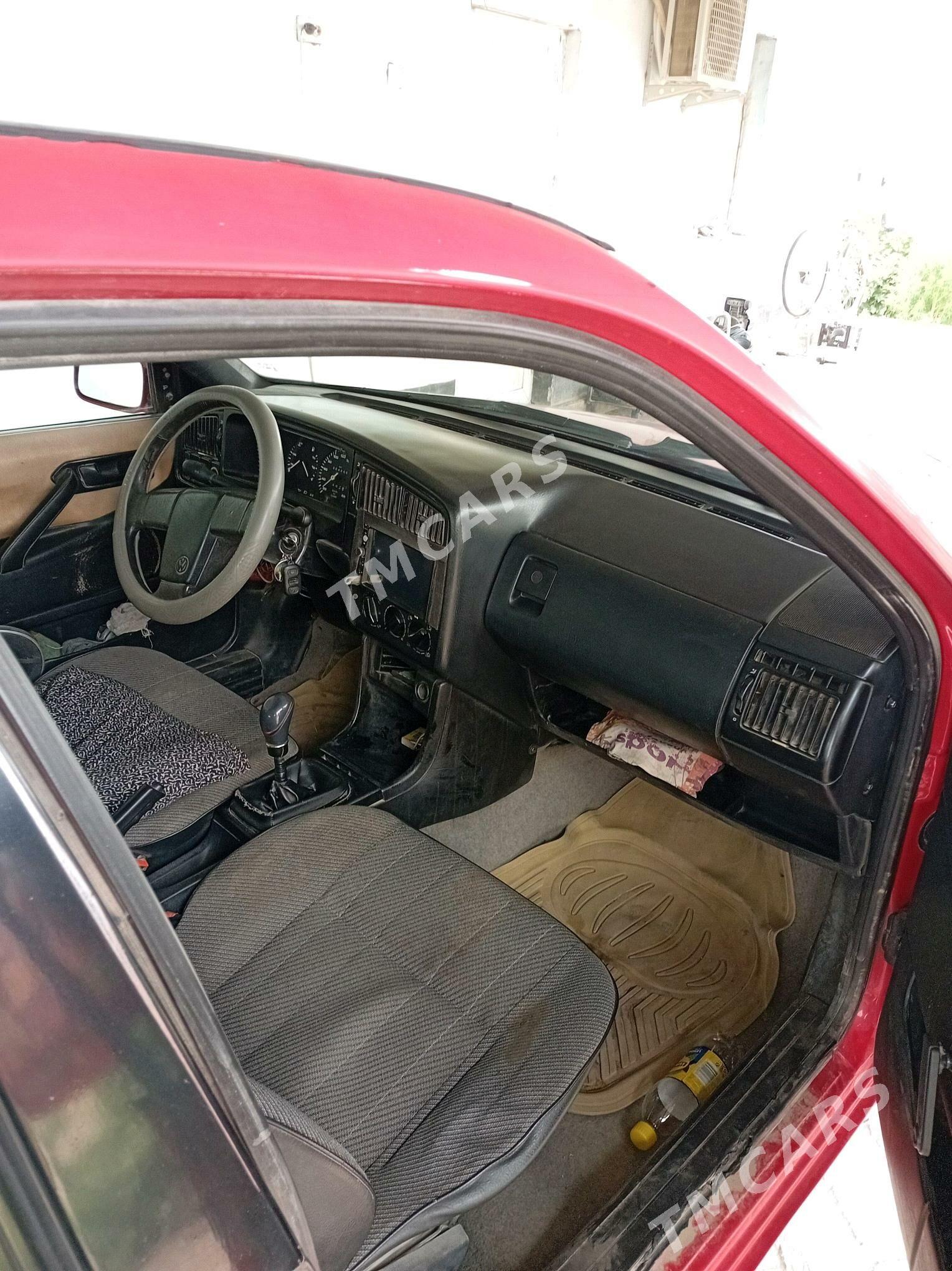 Volkswagen Passat 1996 - 32 000 TMT - Ходжамбаз - img 2