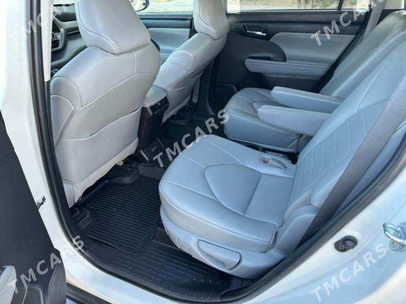 Toyota Highlander 2022 - 510 000 TMT - Мары - img 3