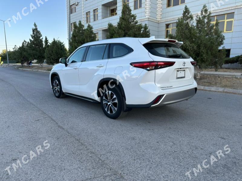 Toyota Highlander 2022 - 510 000 TMT - Мары - img 6