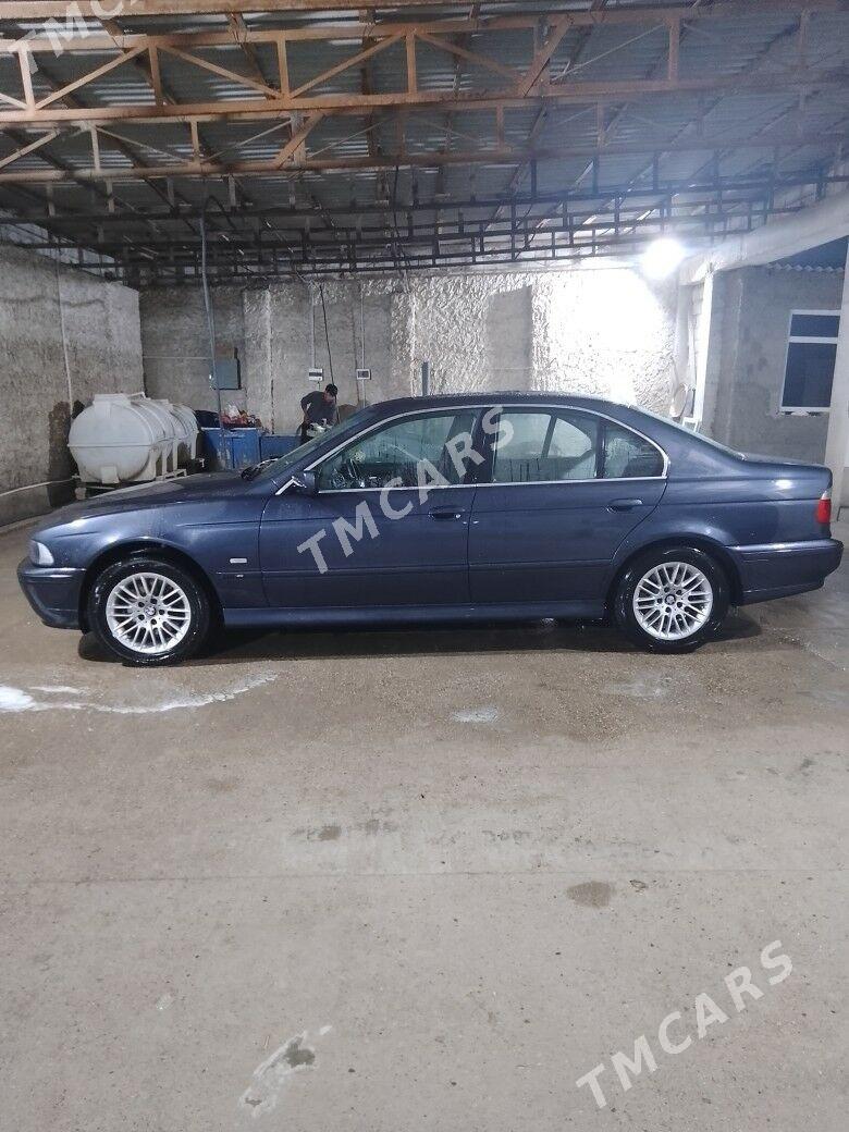 BMW E39 2002 - 120 000 TMT - Hazar - img 3