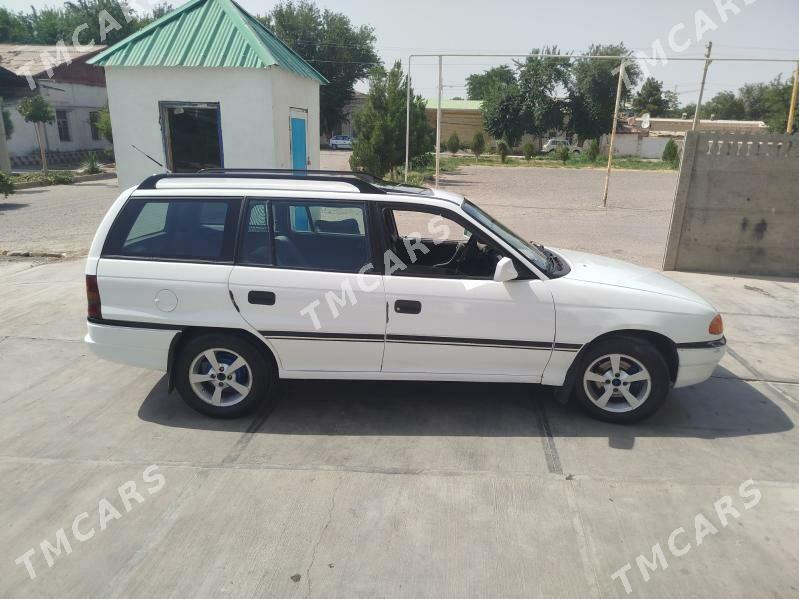 Opel Astra 1992 - 50 000 TMT - Мары - img 3