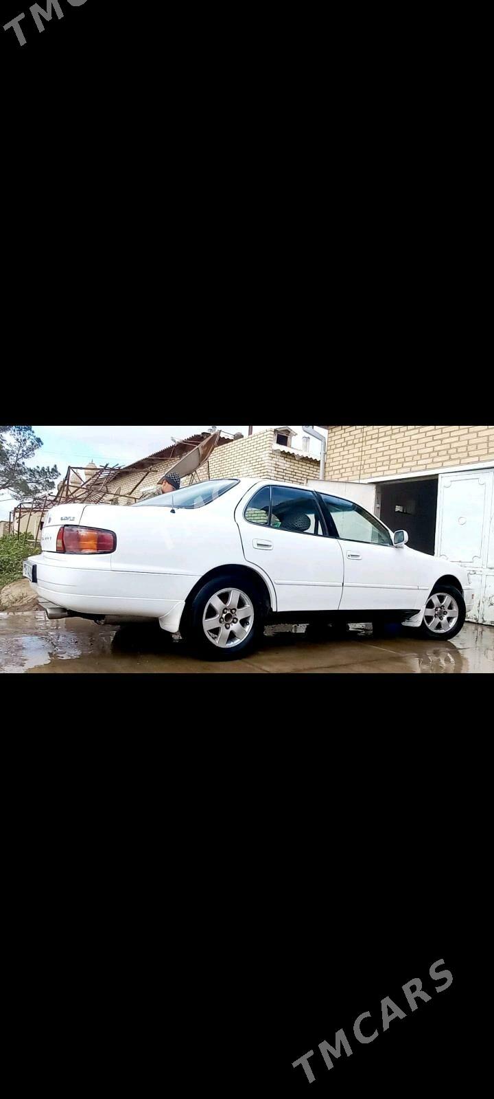 Toyota Camry 1994 - 90 000 TMT - Türkmengala - img 2