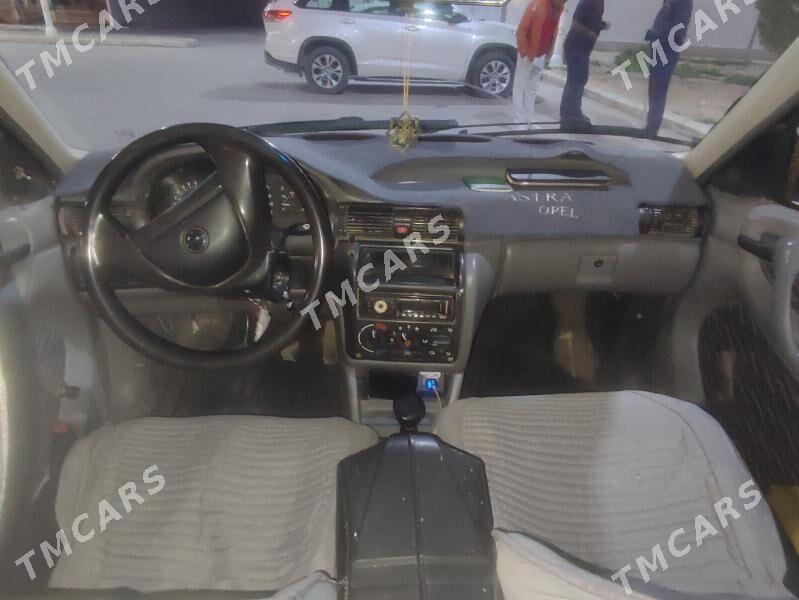 Opel Astra 1992 - 25 000 TMT - Мары - img 6