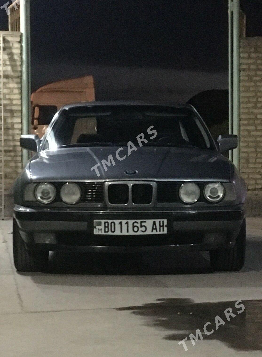 BMW 520 1992 - 46 000 TMT - Sarahs - img 3