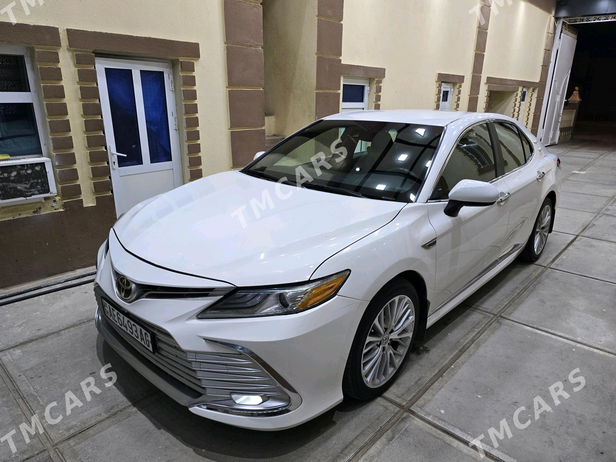 Toyota Camry 2018 - 319 000 TMT - Çoganly - img 2