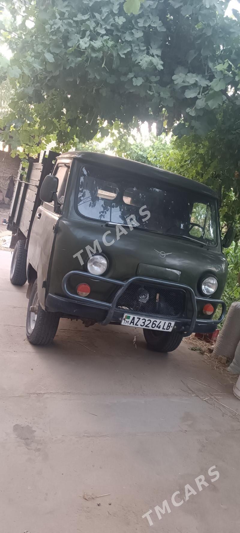 UAZ Profi 1980 - 40 000 TMT - Фарап - img 2