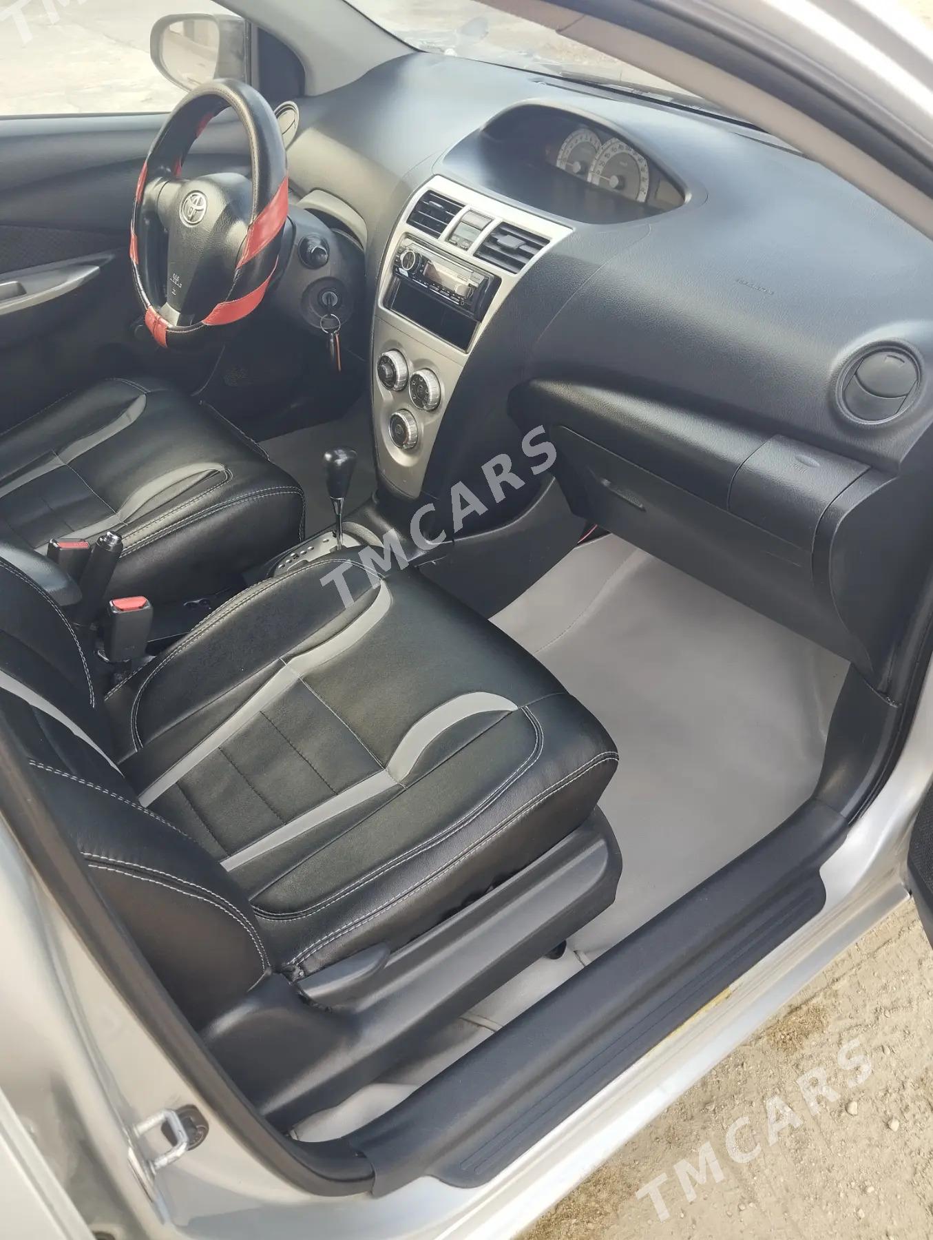 Toyota Yaris 2008 - 110 000 TMT - Balkanabat - img 2