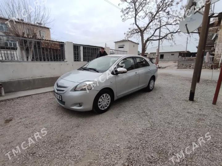Toyota Yaris 2008 - 110 000 TMT - Balkanabat - img 7