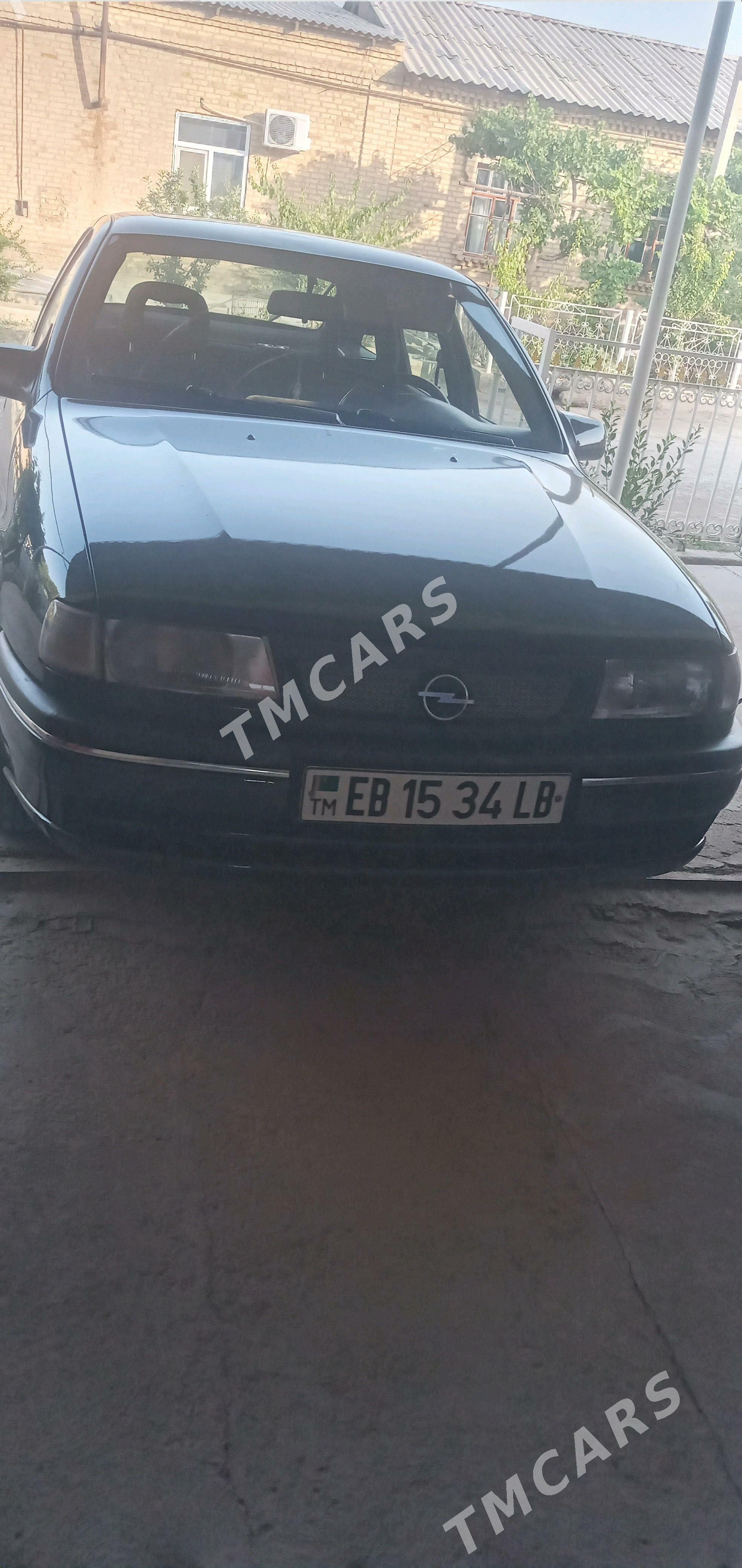 Opel Vectra 1994 - 50 000 TMT - Çärjew - img 2