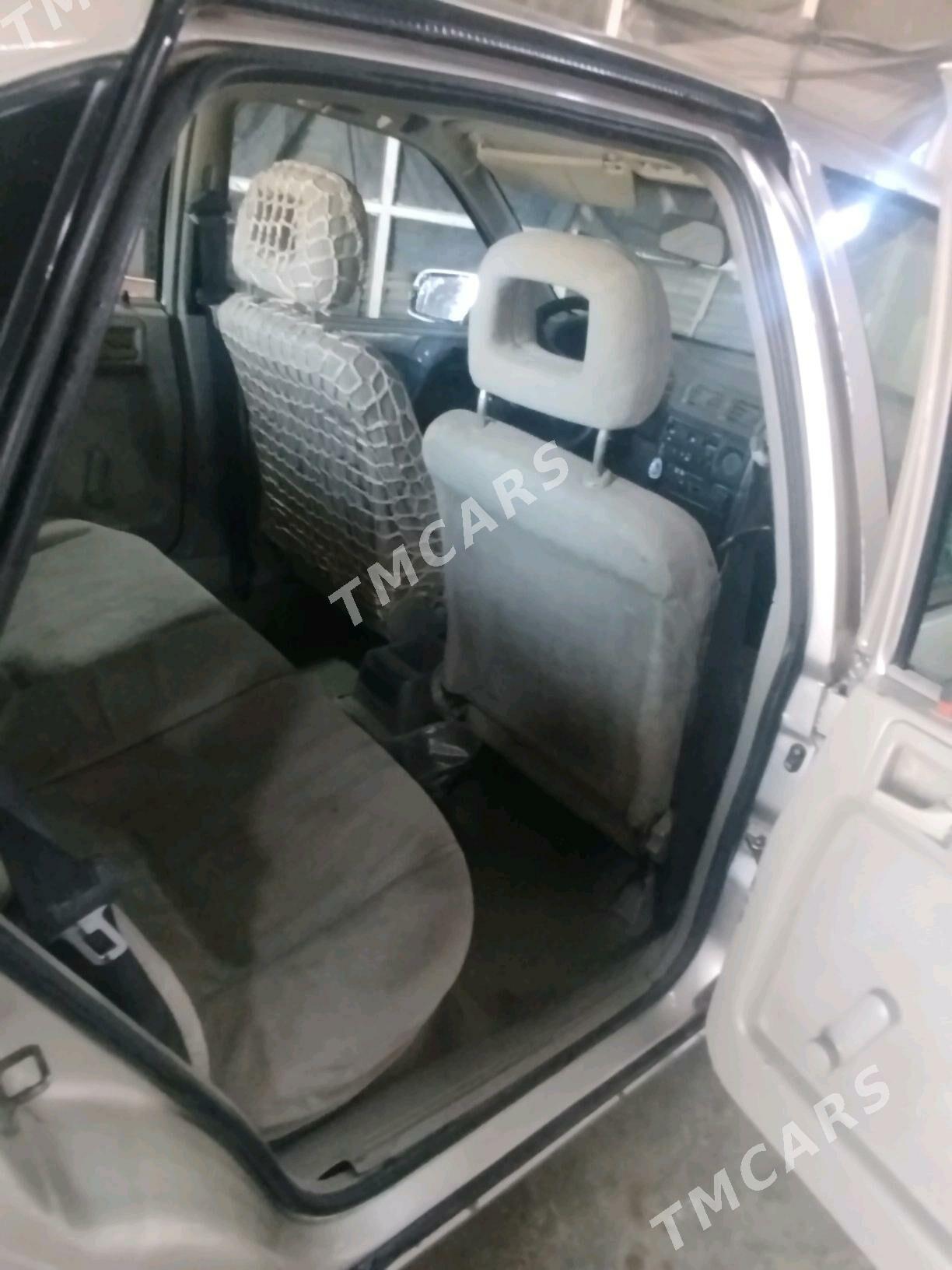 Opel Vectra 1982 - 33 000 TMT - Мары - img 2