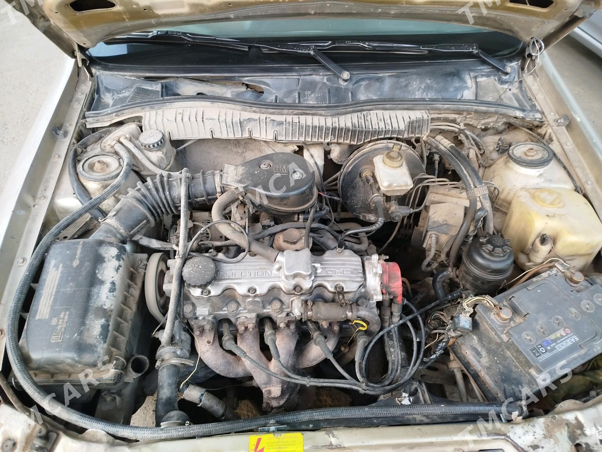 Opel Vectra 1982 - 33 000 TMT - Мары - img 8