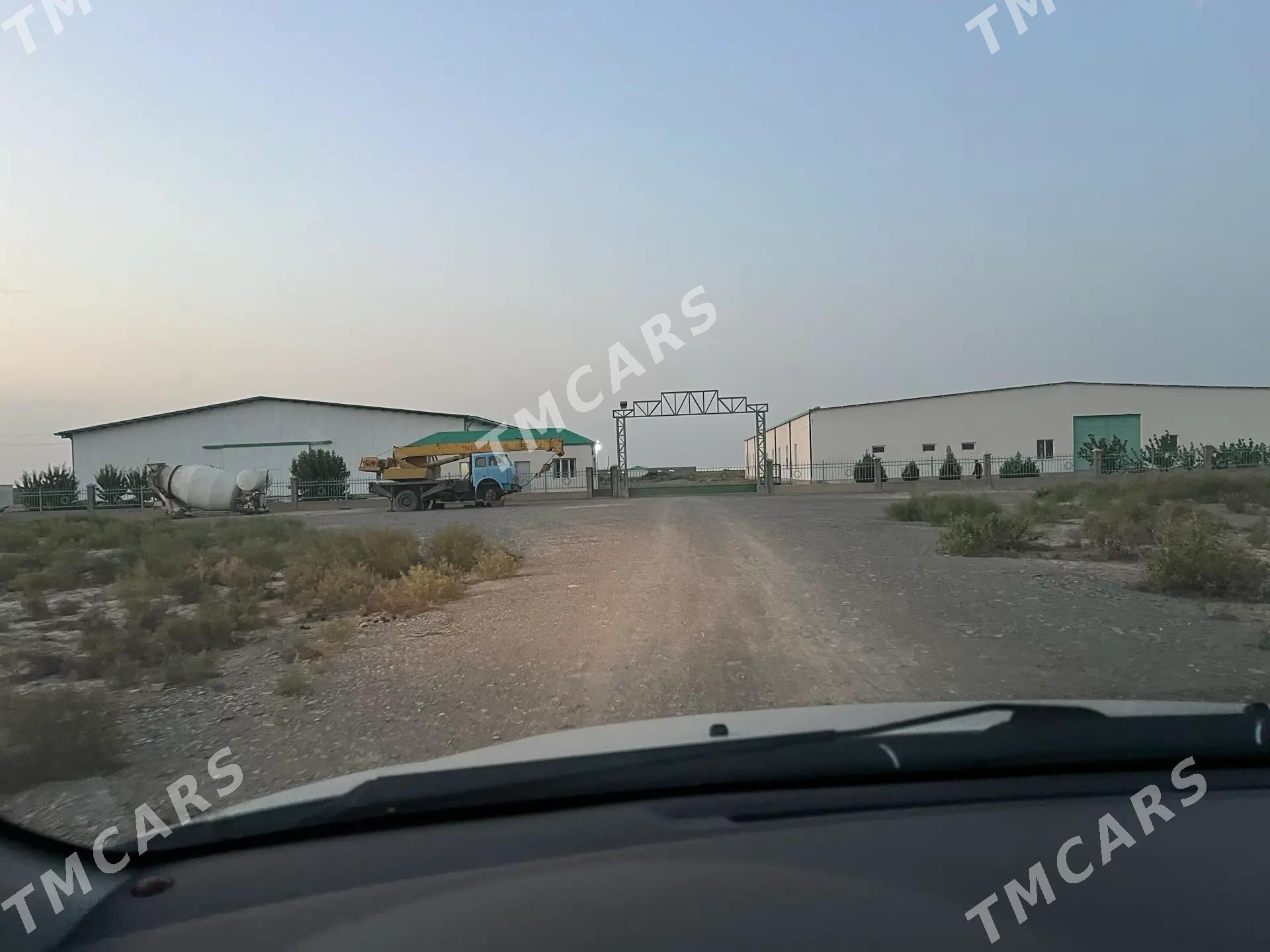 Önümçülik üçün satlyk ýer - Bäherden - img 2