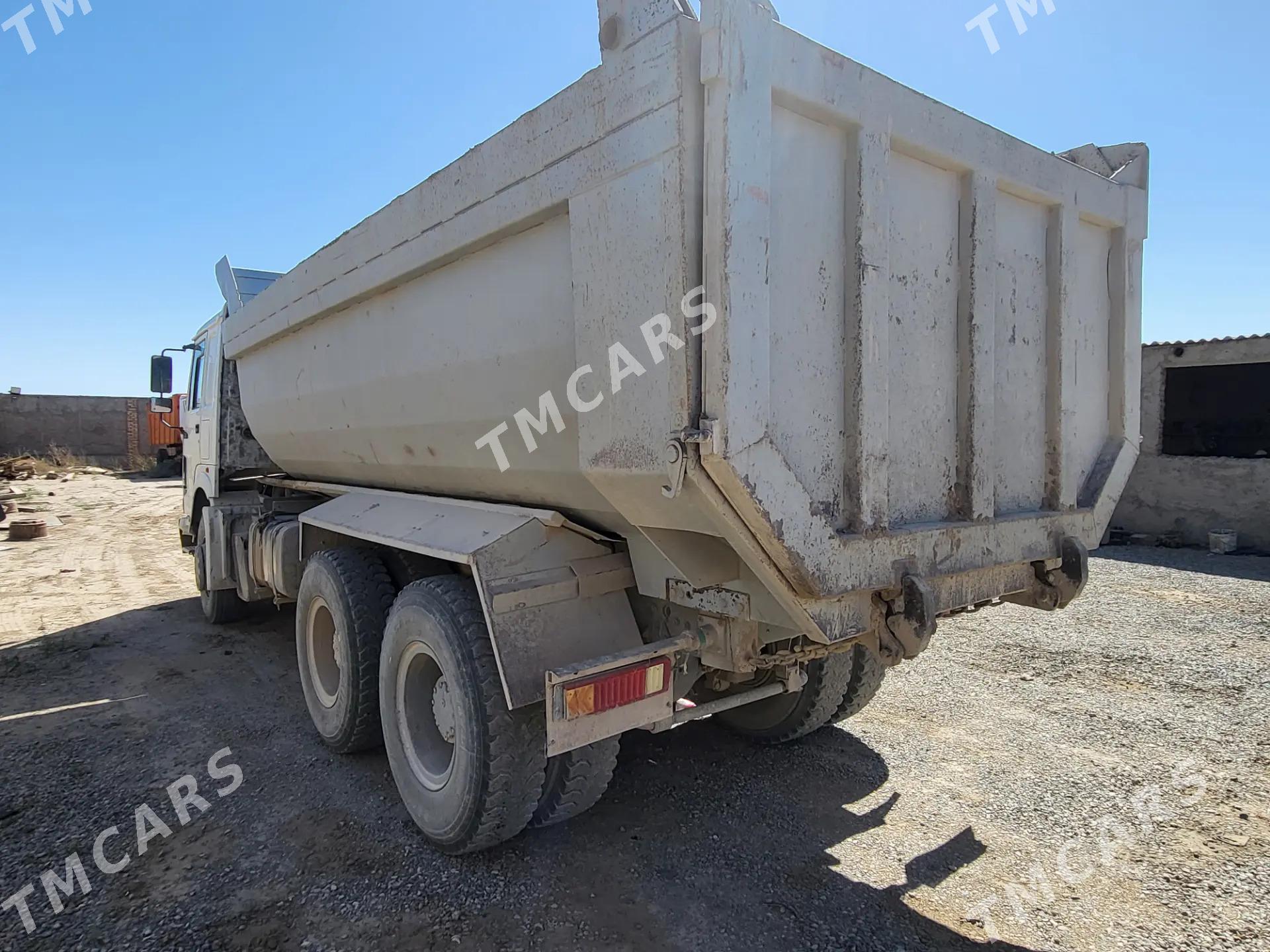 Howo Sinotruk 2010 - 270 000 TMT - Кака - img 3