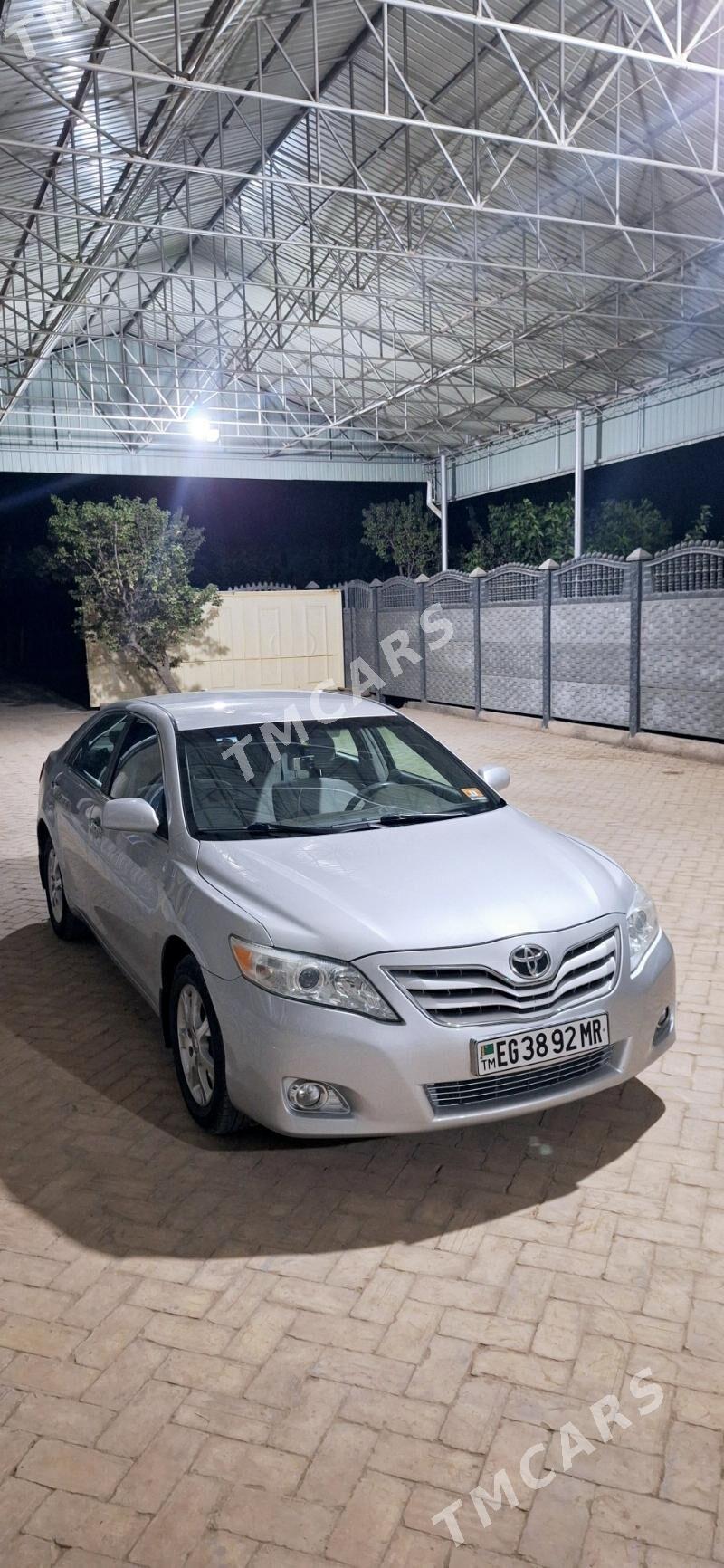 Toyota Camry 2010 - 200 000 TMT - Baýramaly - img 7