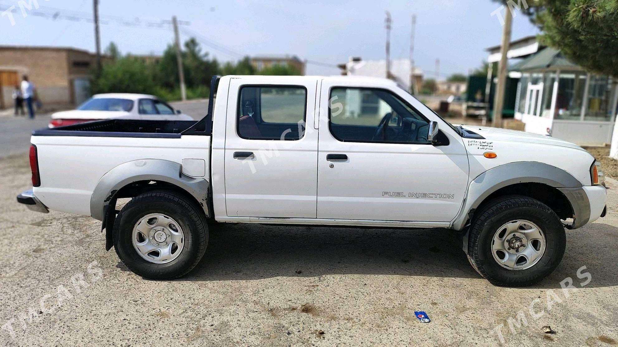 Nissan Navara 2008 - 130 000 TMT - Туркменабат - img 4