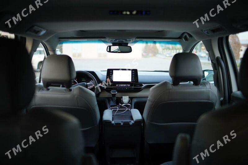 Toyota Sienna 2021 - 450 000 TMT - Aşgabat - img 7