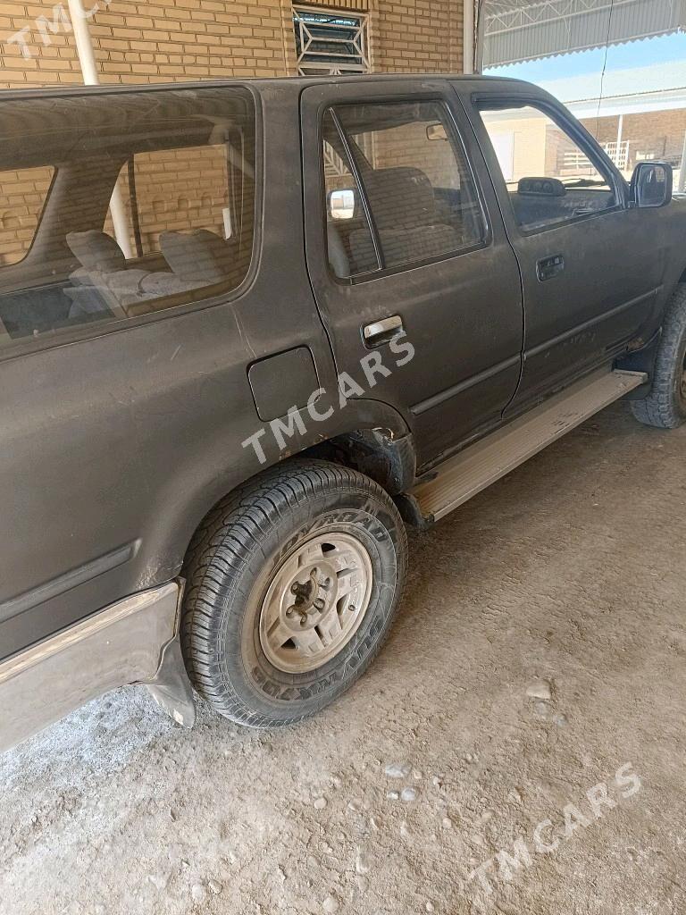 Toyota 4Runner 1998 - 35 000 TMT - Мары - img 3