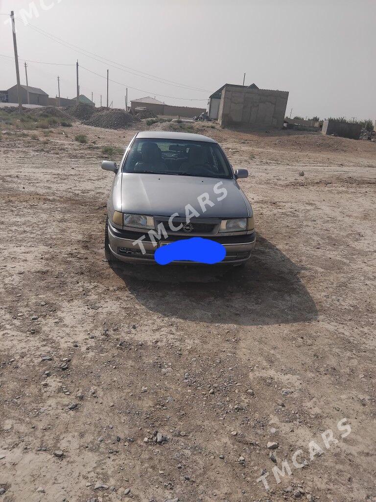 Opel Vectra 1995 - 50 000 TMT - Bäherden - img 2