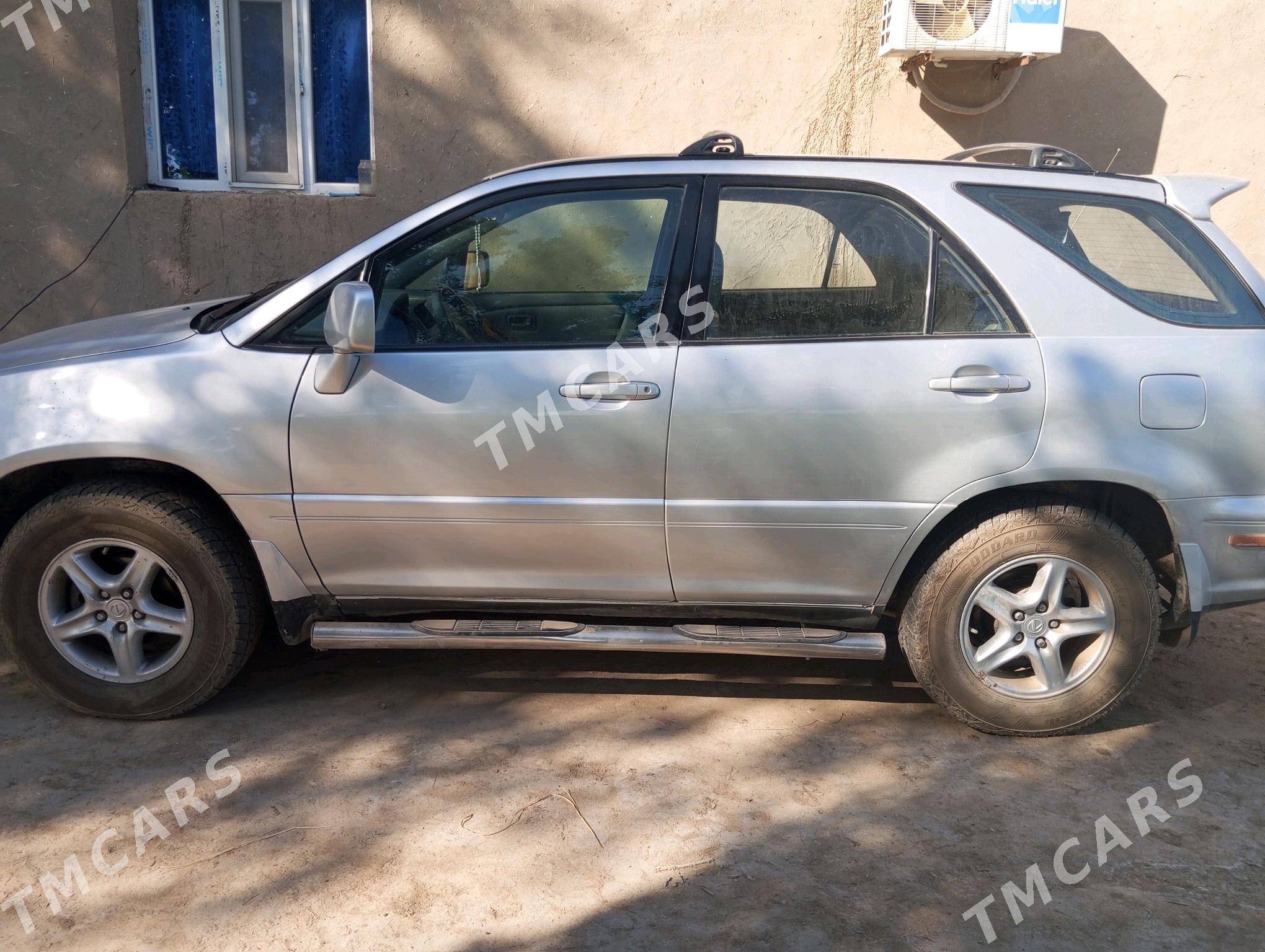 Lexus RX 300 2000 - 150 000 TMT - Кёнеургенч - img 4