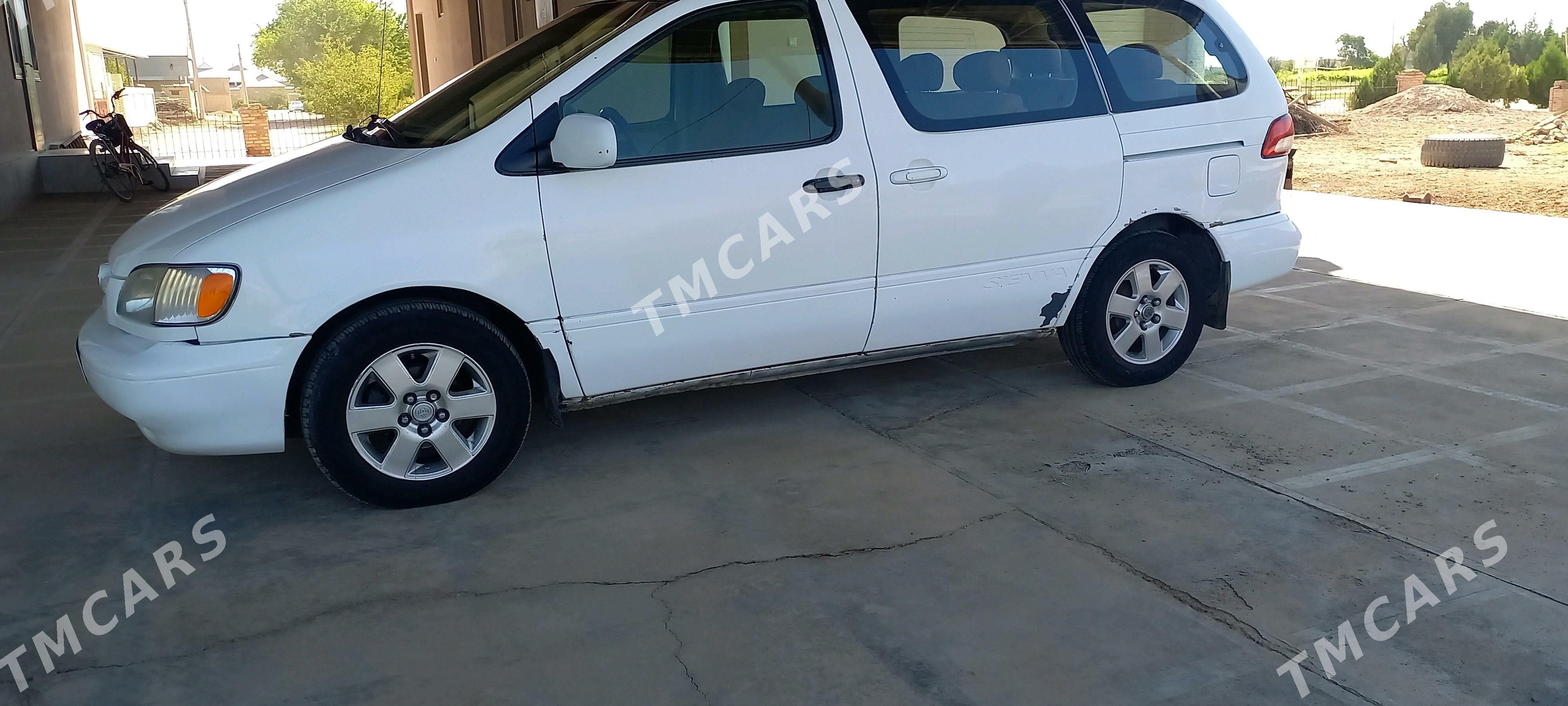 Toyota Sienna 2001 - 140 000 TMT - Wekilbazar - img 7