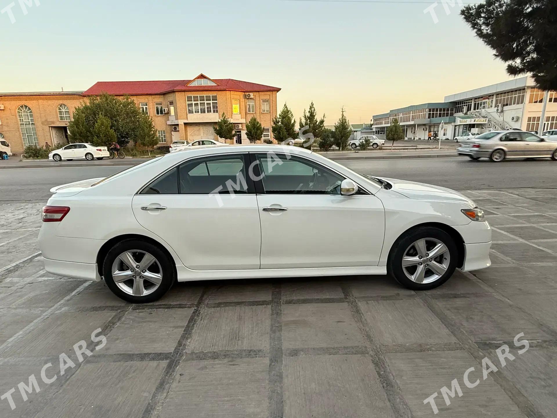 Toyota Camry 2011 - 190 000 TMT - Туркменабат - img 2