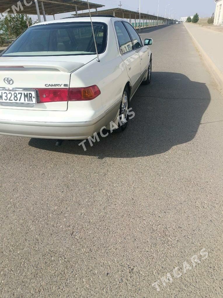 Toyota Camry 2000 - 192 000 TMT - Mary - img 3
