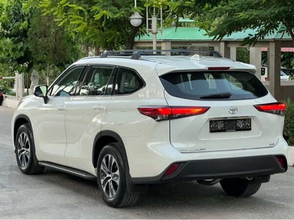 Toyota Highlander 2021 - 610 000 TMT - Aşgabat - img 5