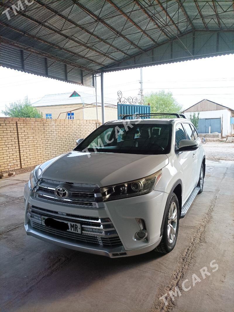 Toyota Highlander 2018 - 500 000 TMT - Мургап - img 7