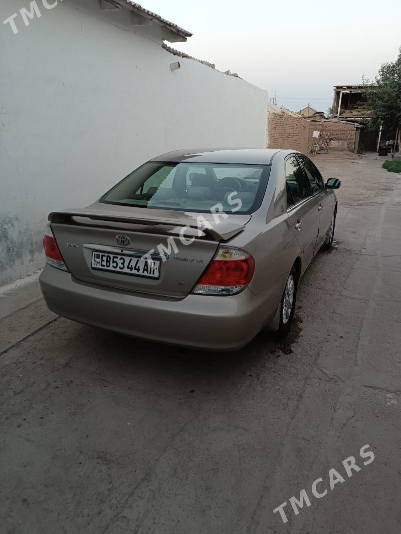 Toyota Camry 2005 - 177 000 TMT - Теджен - img 3