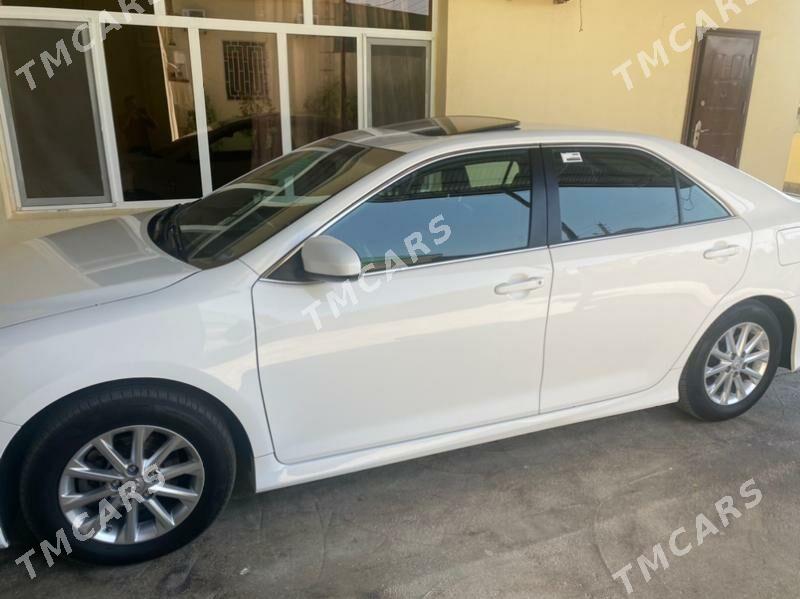 Toyota Camry 2014 - 275 000 TMT - Büzmeýin - img 6