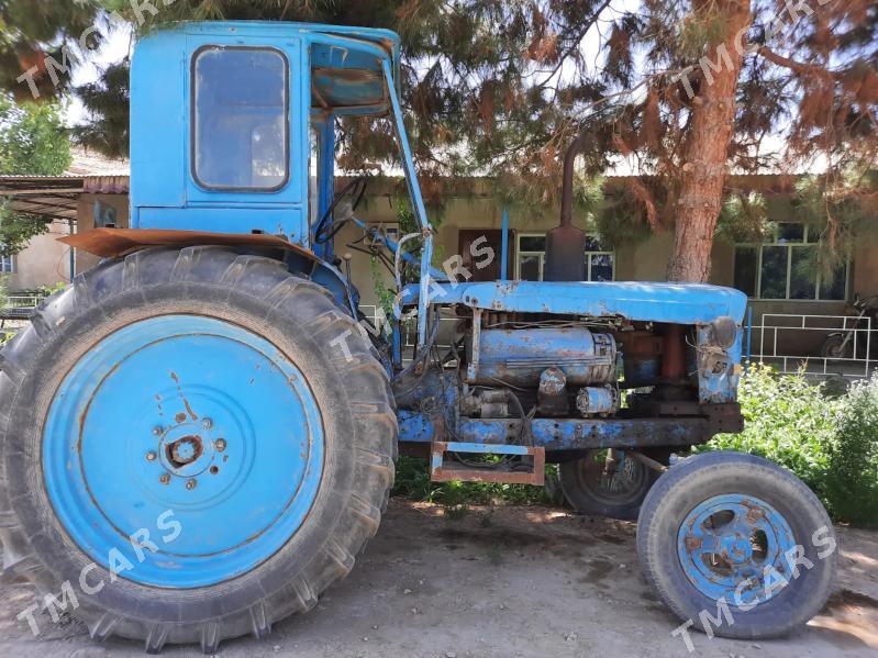 MTZ T-28 2000 - 40 000 TMT - Farap - img 6