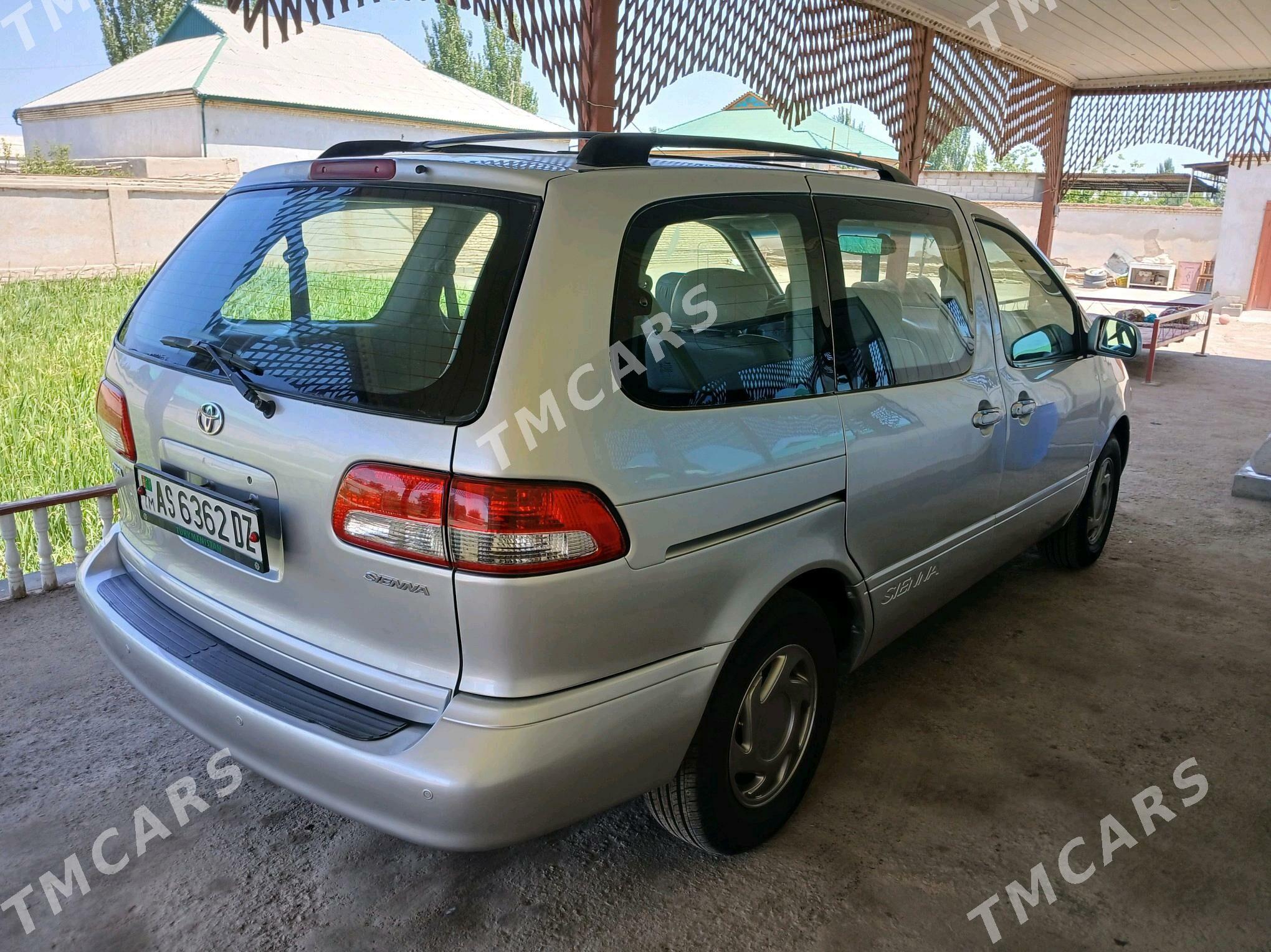Toyota Sienna 2003 - 165 000 TMT - Gurbansoltan Eje - img 4